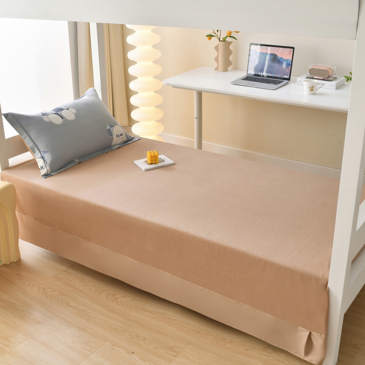 91家纺网 家纺一手货源 找家纺 优尚 2025全棉纯棉磨毛喷气印花学生三件套 星辉熊语