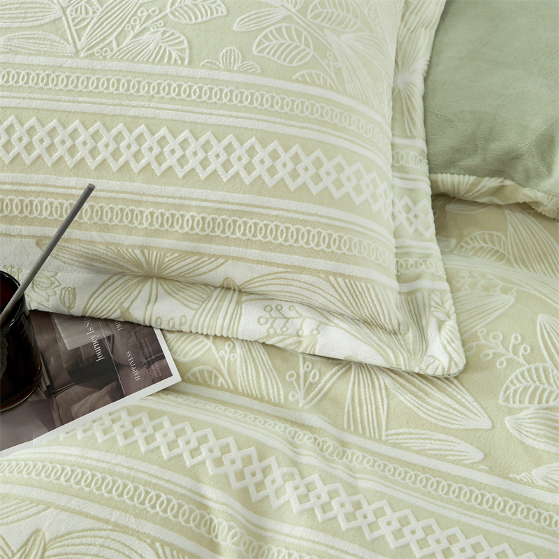 91家纺网 家纺一手货源 找家纺 （总）2024新款A类8斤雕花绒牛奶绒四件套