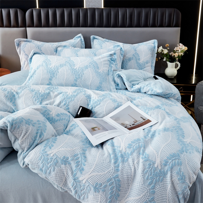 91家纺网 家纺一手货源 找家纺 2024新款A类8斤雕花绒牛奶绒四件套 秋思-蓝