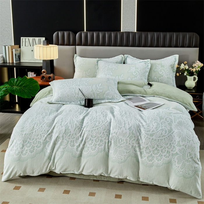 91家纺网 家纺一手货源 找家纺 2024新款A类8斤雕花绒牛奶绒四件套 蔷薇花语-绿