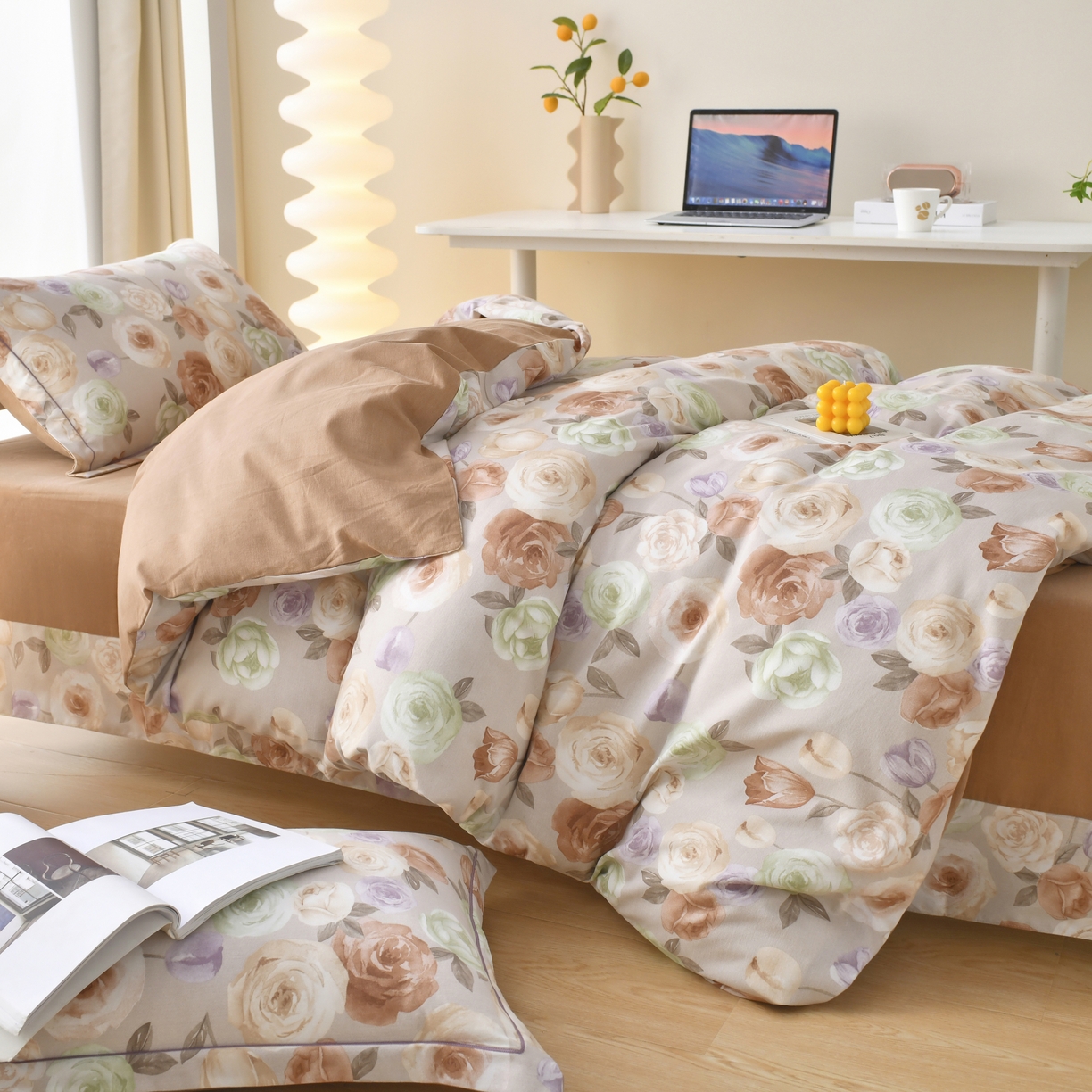 91家纺网 家纺一手货源 找家纺 优尚 2025全棉纯棉磨毛喷气印花学生三件套 古韵芳华