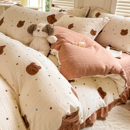 富之航家纺2024爆款提花四件套云彩棉提花床盖四件套 饼干小熊