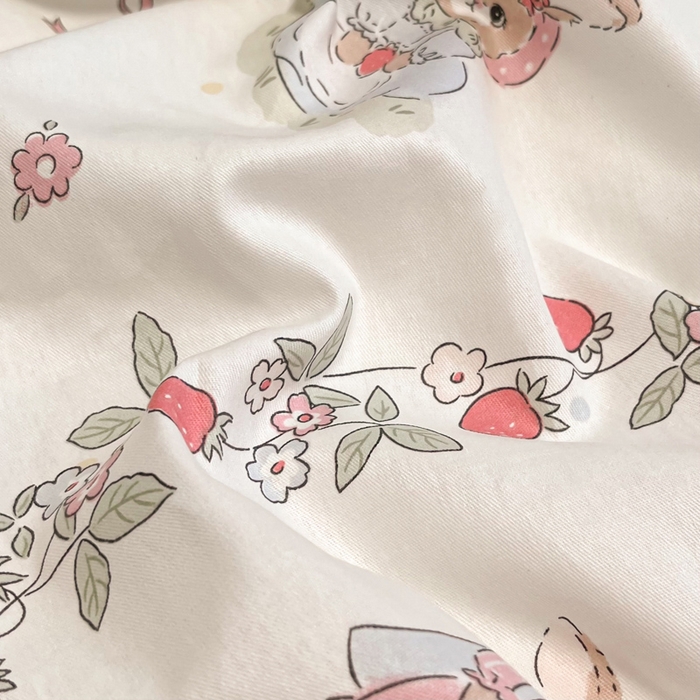 91家纺网 家纺一手货源 找家纺 2024新款小清新全棉印花学生宿舍三件套-68系列 A草莓小兔