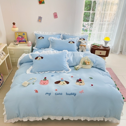 易禾家纺 2024新款专板花型亲肤水洗棉毛巾绣花边四件套-小伙伴 小伙伴-蓝