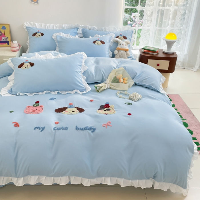 91家纺网 家纺一手货源 找家纺 易禾家纺 2024新款专板花型亲肤水洗棉毛巾绣花边四件套-小伙伴 小伙伴-蓝