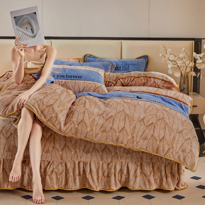 91家纺网 家纺一手货源 找家纺 博兰蒂 2025新款床裙款高克重牛奶绒印花四件套 金枝玉叶