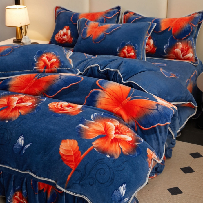 91家纺网 家纺一手货源 找家纺 博兰蒂 2025新款床裙款高克重牛奶绒印花四件套 花飞蝶舞