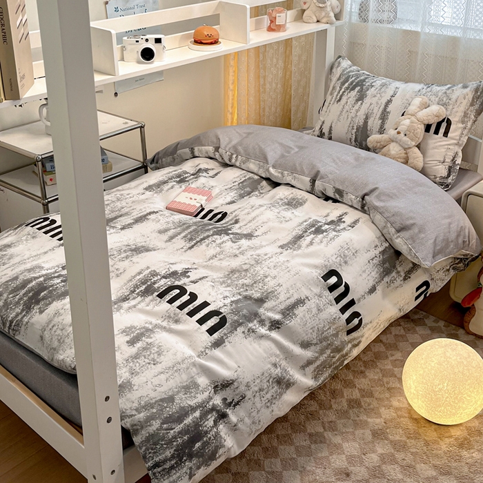 91家纺网 家纺一手货源 找家纺 2024新款小清新全棉印花学生宿舍三件套-68系列 D富森