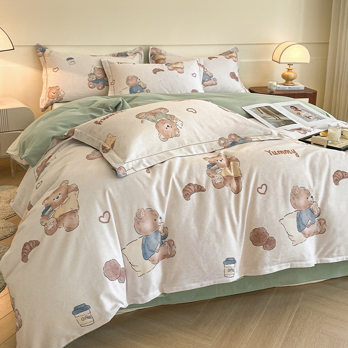 91家纺网 家纺一手货源 找家纺 格里芬家纺 2025新款花卉系列全棉加厚磨毛数码印花四件套（控价劵后标准208起） 快乐熊