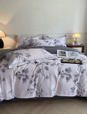 91家纺网 家纺一手货源 找家纺 格里芬家纺 2025新款花卉系列全棉加厚磨毛数码印花四件套（控价劵后标准208起） 韶华