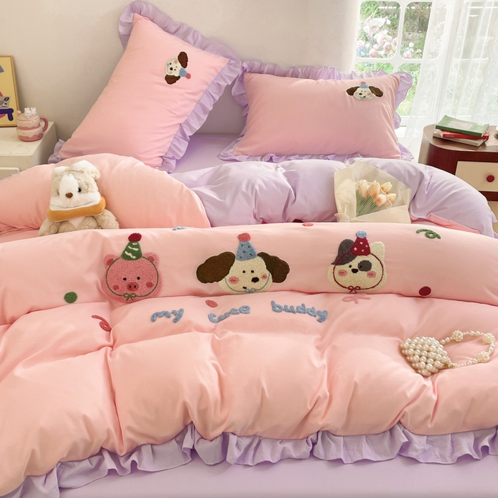 91家纺网 家纺一手货源 找家纺 易禾家纺 2024新款专板花型亲肤水洗棉毛巾绣花边四件套-小伙伴 小伙伴-粉紫