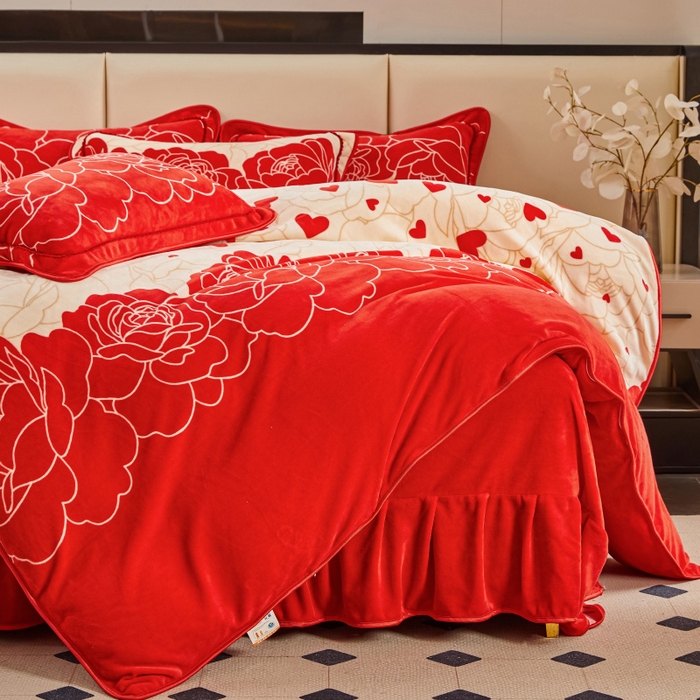 91家纺网 家纺一手货源 找家纺 博兰蒂 2025新款床裙款高克重牛奶绒印花四件套 浪漫花园