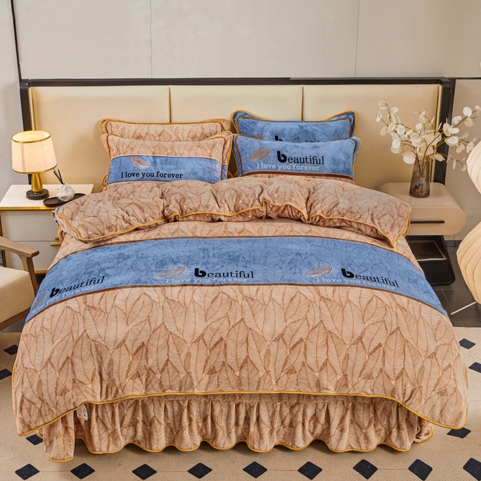 91家纺网 家纺一手货源 找家纺 博兰蒂 2025新款床裙款高克重牛奶绒印花四件套 金枝玉叶