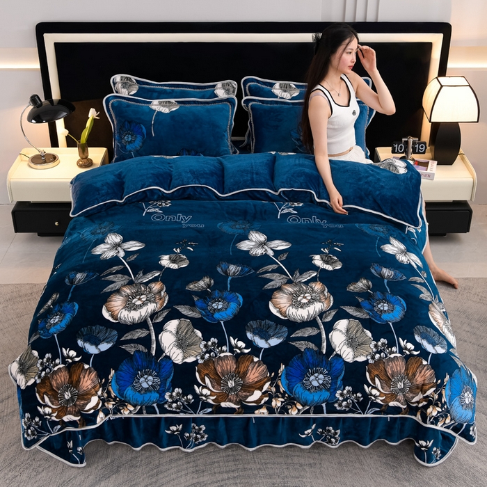 91家纺网 家纺一手货源 找家纺 千嘻汇 2025新款7斤牛奶绒金貂法莱绒床裙款保暖绒四件套 花田梦