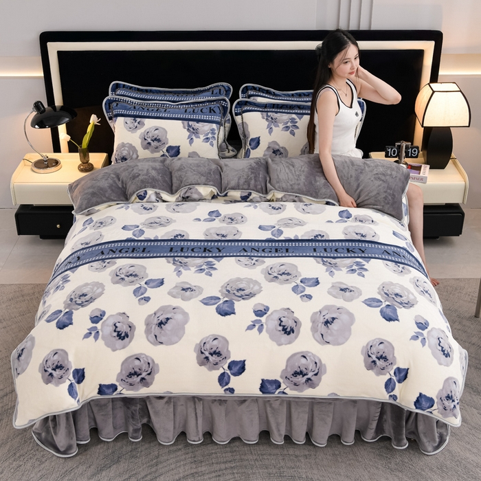 91家纺网 家纺一手货源 找家纺 千嘻汇 2025新款7斤牛奶绒金貂法莱绒床裙款保暖绒四件套 花韵