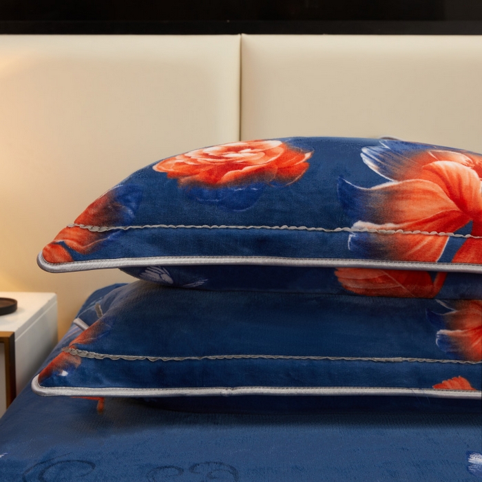 91家纺网 家纺一手货源 找家纺 博兰蒂 2025新款床裙款高克重牛奶绒印花四件套 花飞蝶舞