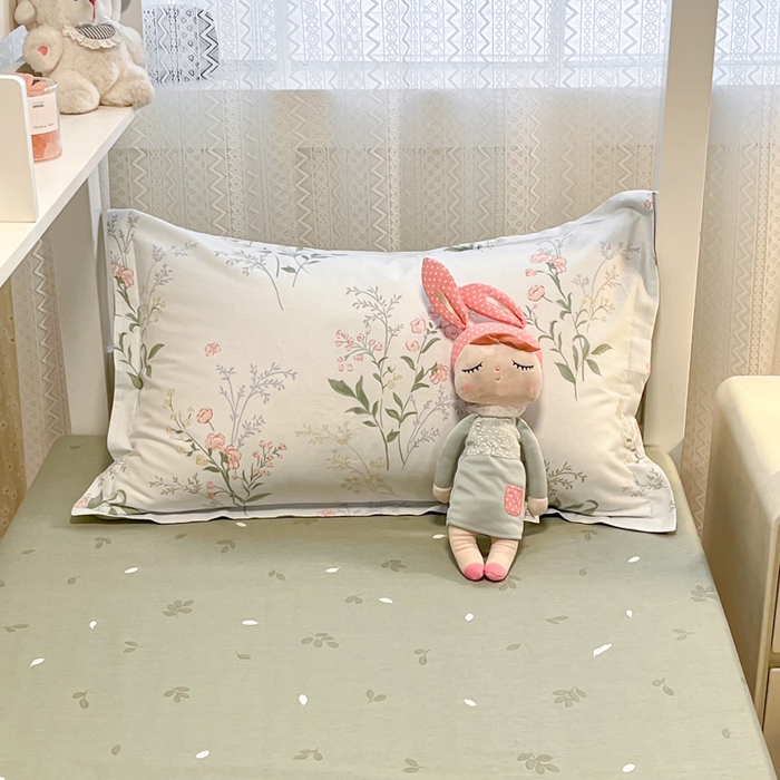 91家纺网 家纺一手货源 找家纺 2024新款小清新全棉印花学生宿舍三件套-68系列 B花语