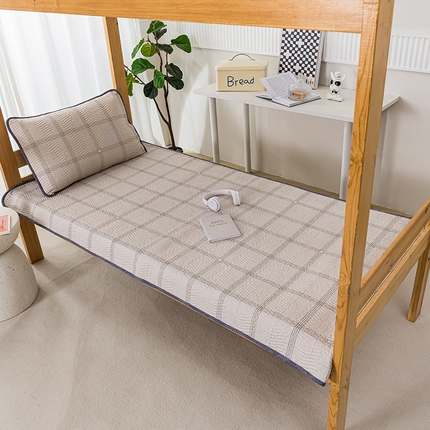 91家纺网 家纺一手货源 找家纺 （总）莎果家纺 2024新款学生款双面纯棉印花款高温砂洗床盖三件套