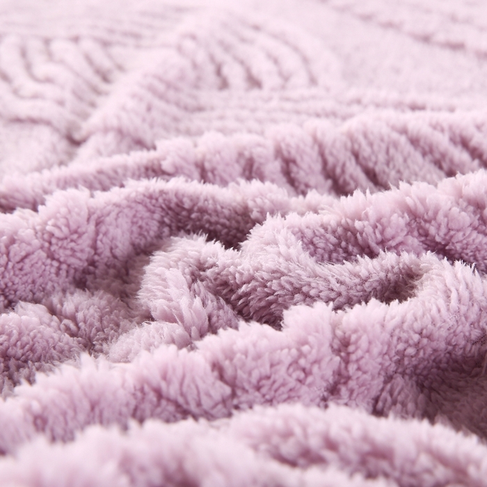 91家纺网 家纺一手货源 找家纺 巴木赫 2024新款8字塔芙绒毯子毛毯 紫色