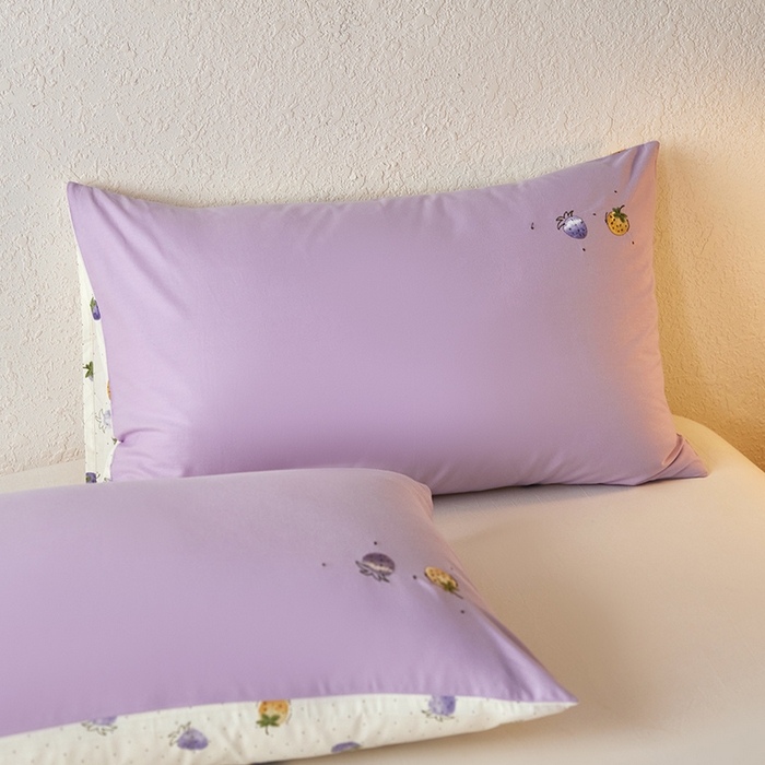 91家纺网 家纺一手货源 找家纺 2024新款全棉纯棉印花刺绣单枕套卡通一对装 草莓点点