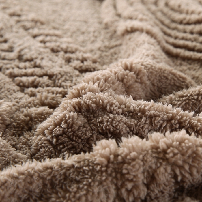 91家纺网 家纺一手货源 找家纺 巴木赫 2024新款8字塔芙绒毯子毛毯 咖啡