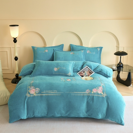 91家纺网 家纺一手货源 找家纺 （总）云锦家居 2024新款牛奶绒绣花四件套