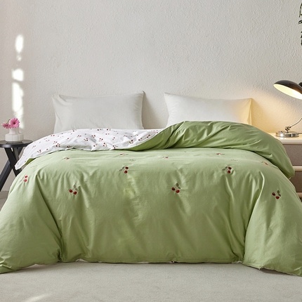 2024新款爆品全棉纯棉印花刺绣单被套卡通被罩单品 樱红枝绿