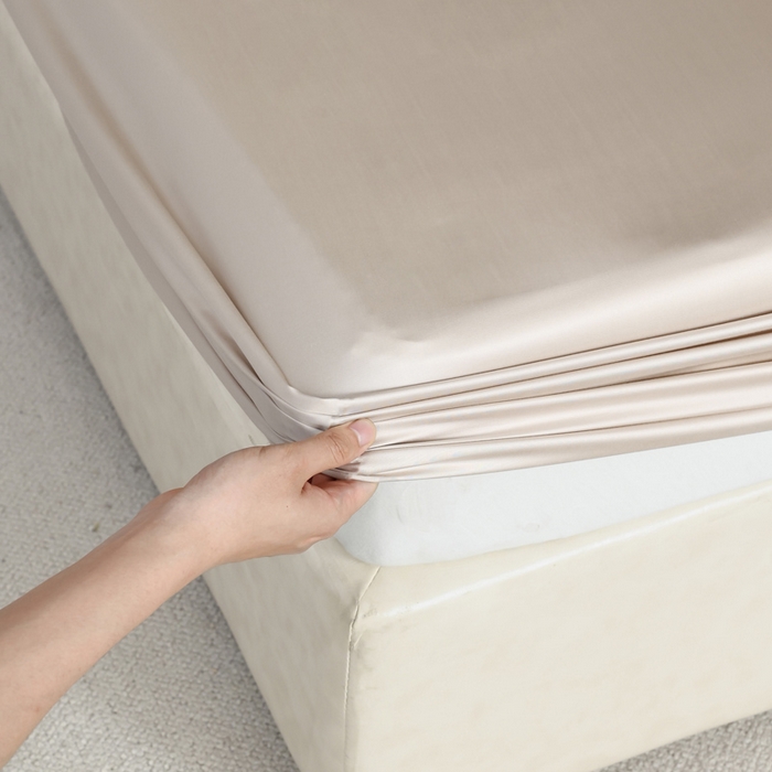 91家纺网 家纺一手货源 找家纺 轩和 2025新款A类LF60S兰精天丝单品床笠 铂光金