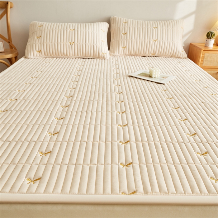 91家纺网 家纺一手货源 找家纺 （总）叠派家纺 2024新款水洗棉刺绣床护垫