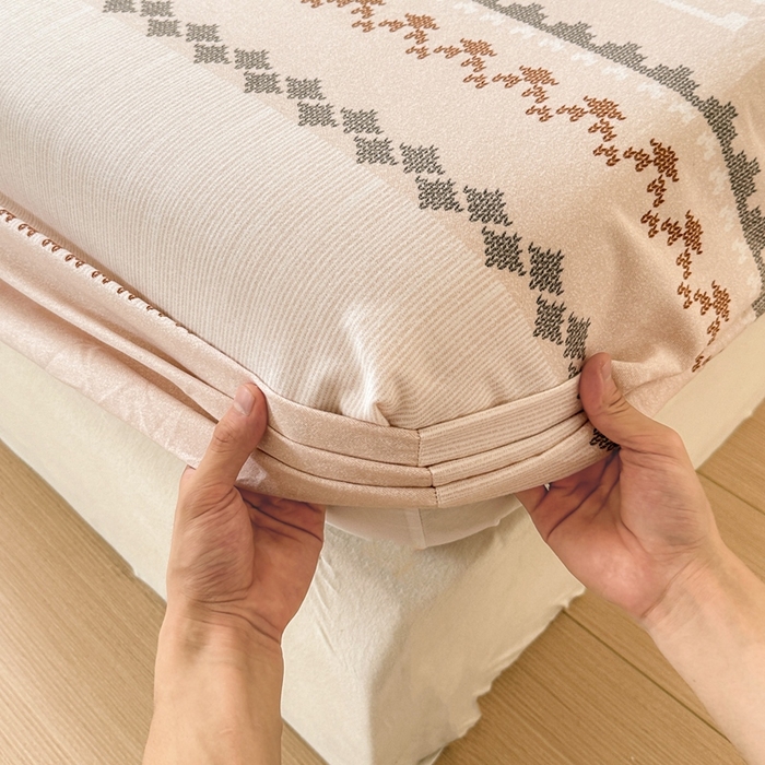 91家纺网 家纺一手货源 找家纺 2025新款加厚生态磨毛床笠四件套 卡蜜拉