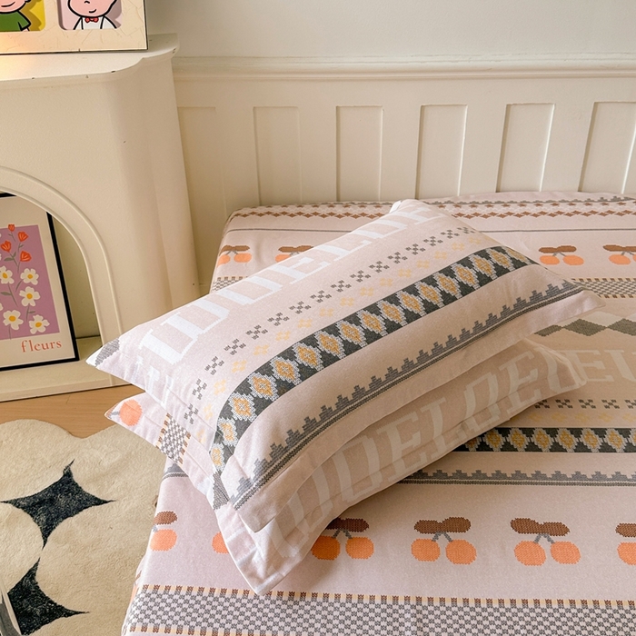 91家纺网 家纺一手货源 找家纺 2025新款加厚生态磨毛单枕套 卡蜜拉