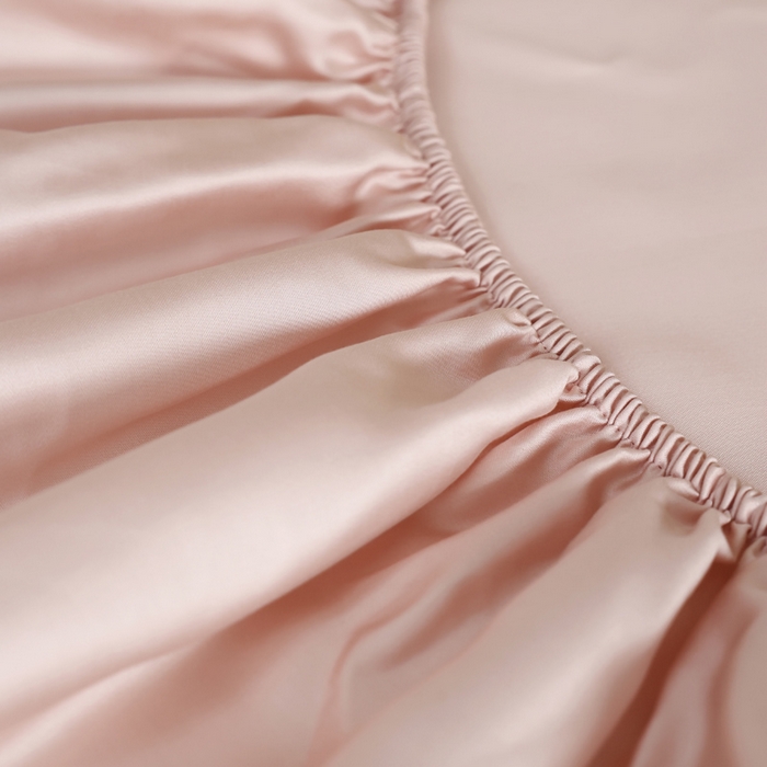 91家纺网 家纺一手货源 找家纺 轩和 2025新款A类LF60S兰精天丝单品床笠 告白粉