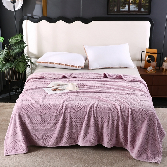 91家纺网 家纺一手货源 找家纺 巴木赫 2024新款8字塔芙绒毯子毛毯 紫色