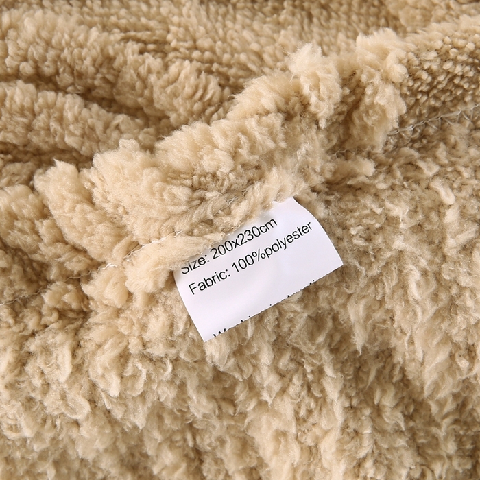 91家纺网 家纺一手货源 找家纺 巴木赫 2024新款8字塔芙绒毯子毛毯 卡其