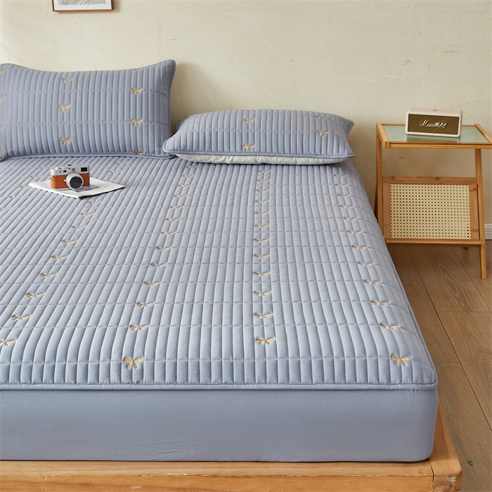 91家纺网 家纺一手货源 找家纺 叠派家纺 2024新款水洗棉刺绣夹棉床笠 蝴蝶结-蓝灰