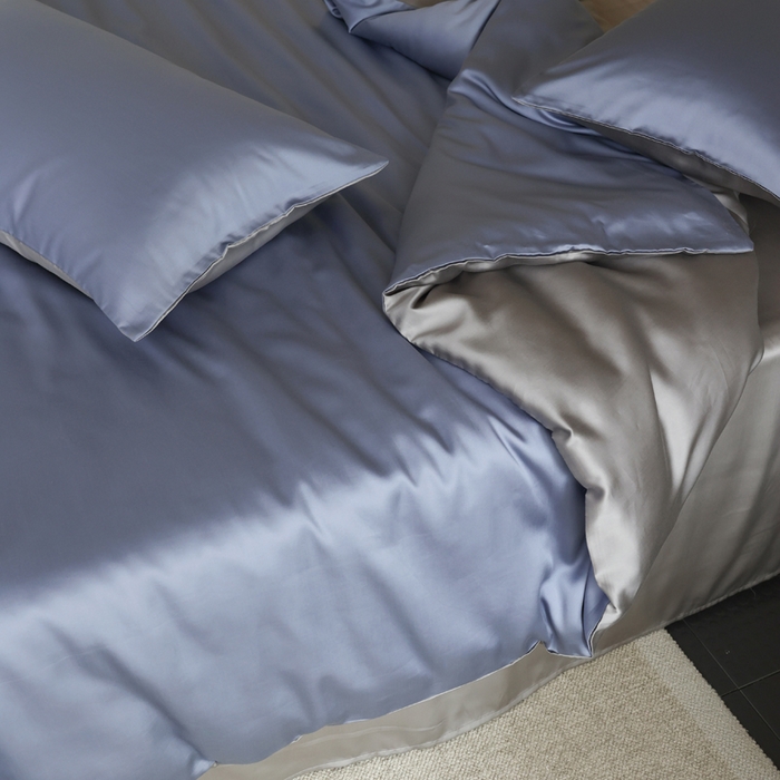 91家纺网 家纺一手货源 找家纺 轩和 2025新款A类LF60S兰精天丝单品枕套 劳伦蓝+伯爵灰