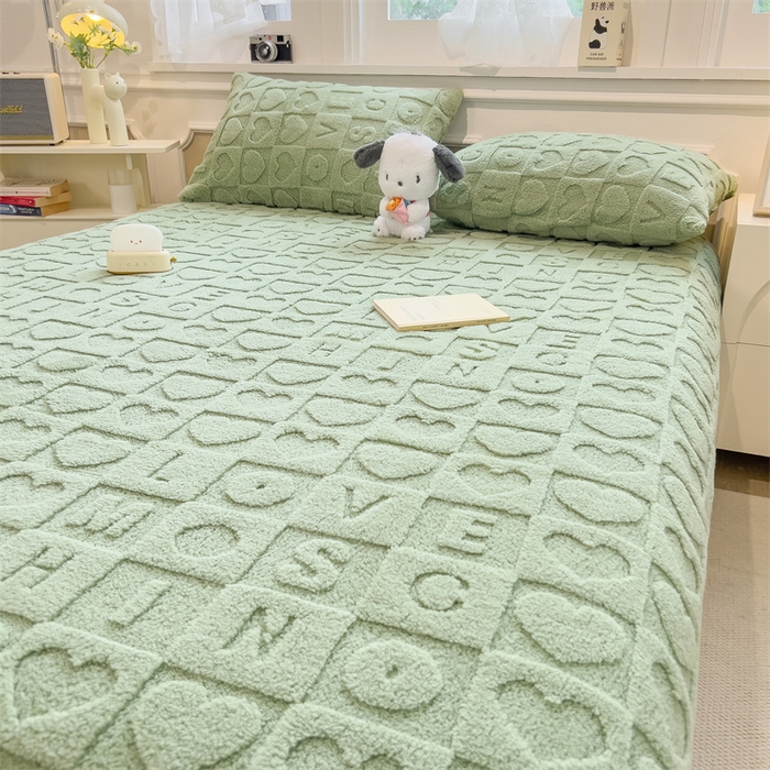 91家纺网 家纺一手货源 找家纺 欧邦 新款爱心款提花塔芙绒床笠款单品床笠 橄榄绿-床笠款