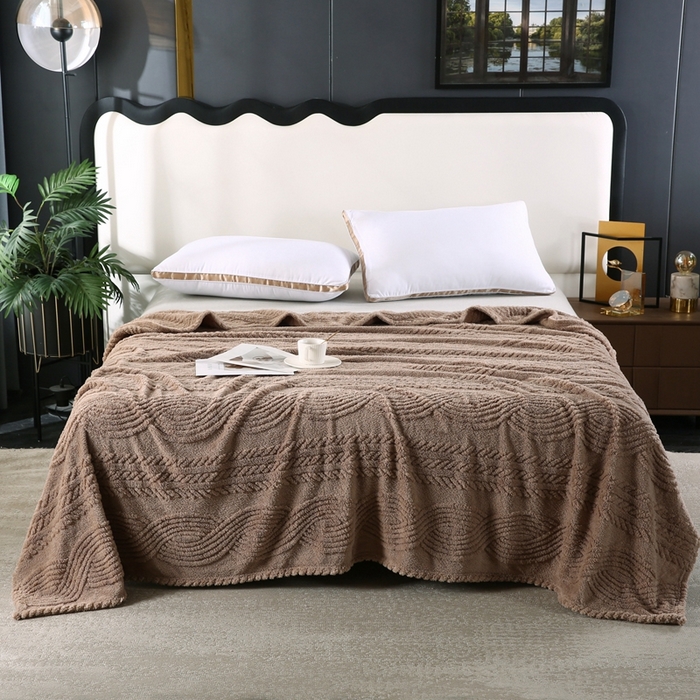 91家纺网 家纺一手货源 找家纺 巴木赫 2024新款8字塔芙绒毯子毛毯 咖啡