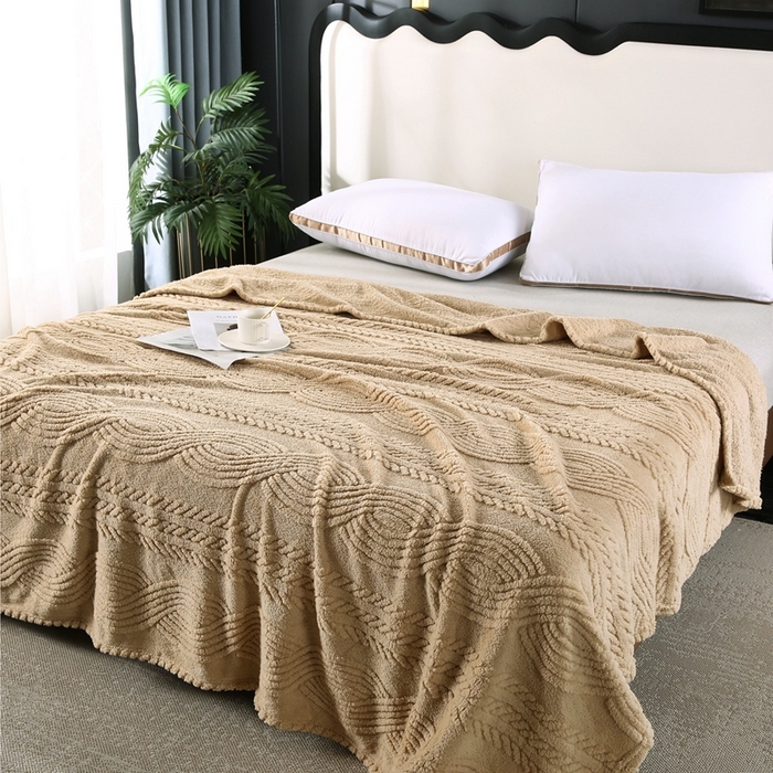 91家纺网 家纺一手货源 找家纺 巴木赫 2024新款8字塔芙绒毯子毛毯 卡其