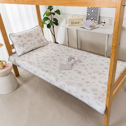 91家纺网 家纺一手货源 找家纺 （总）莎果家纺 2024新款学生款双面纯棉印花款高温砂洗床盖三件套