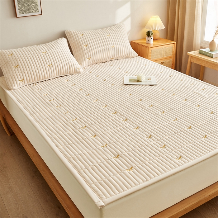 91家纺网 家纺一手货源 找家纺 （总）叠派家纺 2024新款水洗棉刺绣床护垫