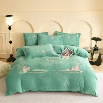 91家纺网 家纺一手货源 找家纺 （总）云锦家居 2024新款牛奶绒绣花四件套