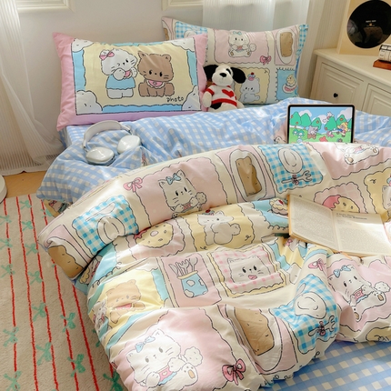 91家纺网 家纺一手货源 找家纺 （总）六巷胡同 2024新款全棉INS减龄可爱混搭大版枕套版卡通四件套