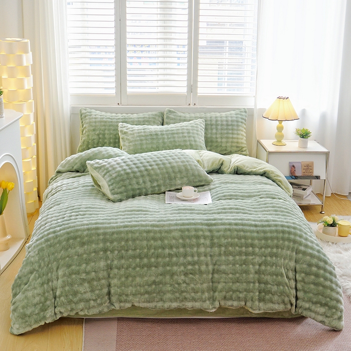 91家纺网 家纺一手货源 找家纺 启优家纺 2024新款简约兔兔绒活性印染四件套 果绿