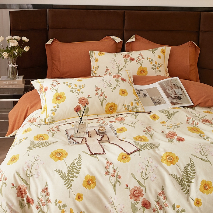 91家纺网 家纺一手货源 找家纺 2025新款全棉精梳磨毛印花四件套 沐光美人