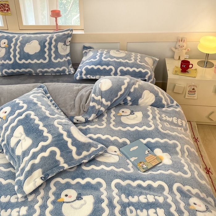 91家纺网 家纺一手货源 找家纺 川悦生活 2024新款雪花绒印花四件套-自然光 快乐鸭鸭