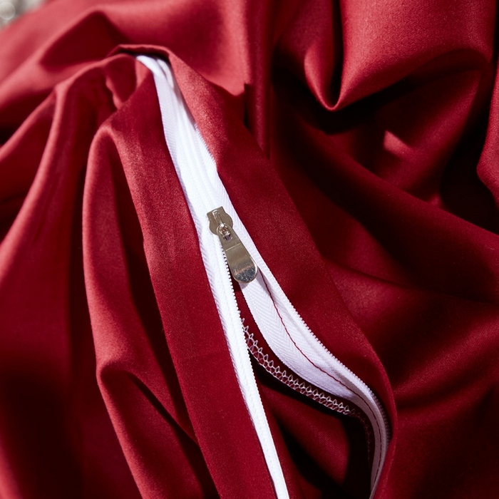 91家纺网 家纺一手货源 找家纺 晶缦家纺 2025新款全棉60支贡缎长绒棉纯色单品被套单件60S素色纯棉单被套多规格被罩活性印染 琳澜-酒红色