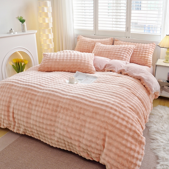 91家纺网 家纺一手货源 找家纺 启优家纺 2024新款简约兔兔绒活性印染四件套 樱花粉