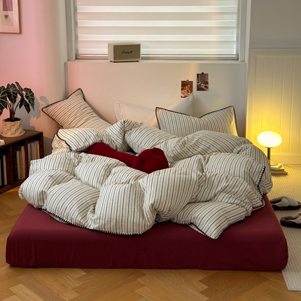 洋铭区（原狠狠爱） 2024新款全棉双层纱四件套 素雅黑条