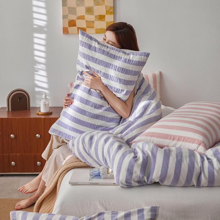 91家纺网 家纺一手货源 找家纺 2025新品尚美色织条纹绉纱系列--尚美宽条系列 尚美-紫玉宽条